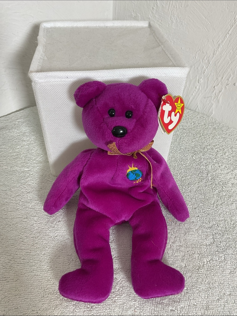 TY Beanie Baby Millennium Purple Bear 1999 Gold Ribbon Bow Sun Earth 2000